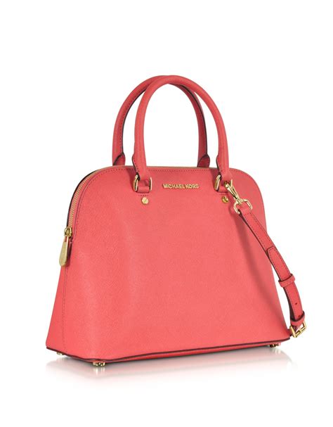 michael kors cindy large dome crossbody pink